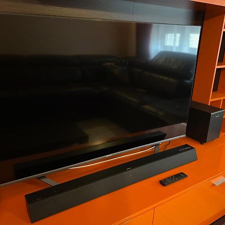 Stay In Style - Vibrant Condo In San Giovanni Lupatoto Exteriör bild