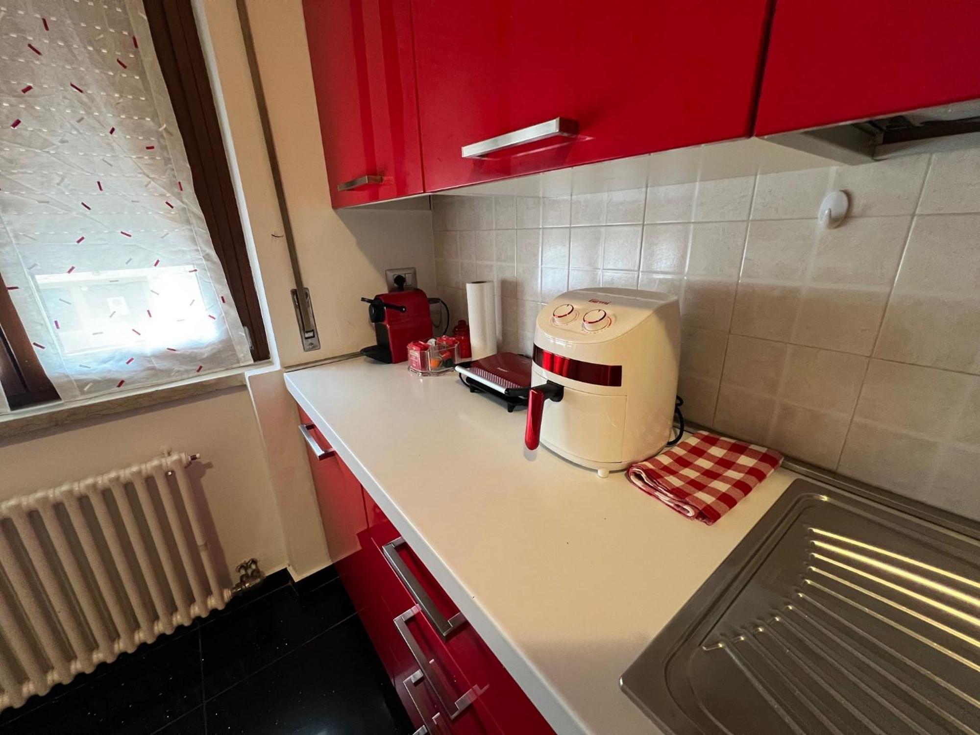 Stay In Style - Vibrant Condo In San Giovanni Lupatoto Exteriör bild